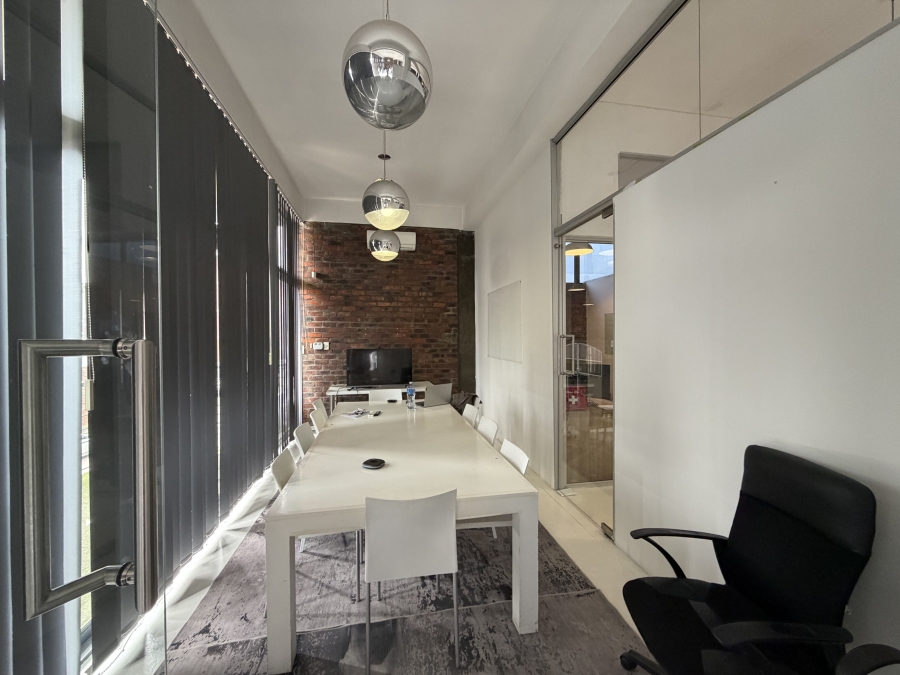 To Let Commercial Property for Rent in Woodstock Western Cape